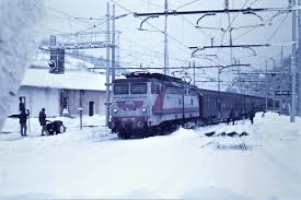 The cheapest way to get from turin to bardonecchia costs only 11€, and the quickest way takes just 1 hour. E 646 185 Stazione Di Bardonecchia Gennaio 1987 Il Portale Dei Treni