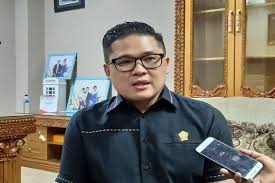 Dewan perwakilan rakyat republik indonesia. Wakil Ketua Dprd Sulut Sikap Kami Jelas Tolak Uu Cipta Kerja Halaman All Kompas Com