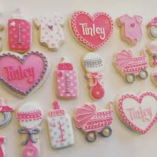 Hayleycakes And Cookies On Instagram What A Cute Name Babyshower Cookies With A Heart Accent Heart Baby Shower Baby Shower Cookies Valentines Baby Shower
