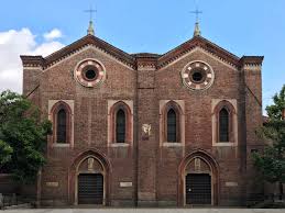 Born 25 october 1997) is an italian professional footballer who plays for serie a club juventus, on loan from fiorentina, and the italy national team.he primarily plays as a winger, but can also be deployed as a forward.he is the son of former footballer enrico chiesa Le Chiese Gemelle Di Milano L Incoronata