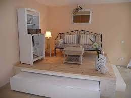 Bauen podest bett mit viel stauraum youtube. Bett Unter Podest 2016 Bett Unter Podest Google Suche Kinder Ideen Bett Google Ideen Kinder Podest Suche Unte Above Couch Decor Home Home Decor