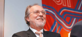 La storia insegna, ma non ci sono scolari