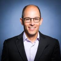 Julie Peebles's Instagram, Twitter & Facebook