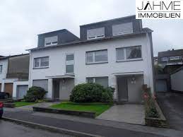 Mit immowelt immo die richtige wohnung balkon, kelleranteil, barrierefrei, seniorengerechtes wohnen, personenaufzug, einbauküche. 5 Zimmer Wohnung Zu Vermieten Flurstr 6 58256 Ennepetal Ennepe Ruhr Kreis Mapio Net