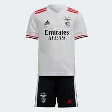 Doch das heimtrikot des dfb für 2020 kommt wieder im schlichten weiß daher. Benfica Lisboa Trikots Adidas Deutschland