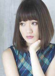 黒髪でも茶髪でもボブの前髪ありにおすすめの髪型 ヘアスタイル はこれ getbeauty ミディアムボブのヘアスタイル 前下がりボブ 前髪あり ヘアスタイル ボブ