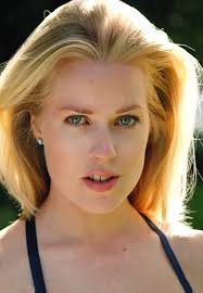 Actress Diaries (@Actress_Diaries)