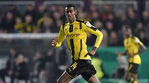 Bei der personallage der dortmunder könnte es für den stürmer aber auch ganz schnell. Isak Entdecker Wesstrom Der Bvb Hat Einen Plan Mit Ihm Goal Com