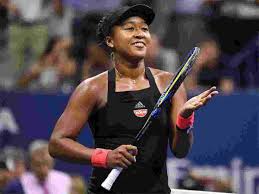 Osaka looks after friendly butterfly! Naomi Osaka Biography Wiki Age Height Weight Family And Career Brainery Adviser Education And Information