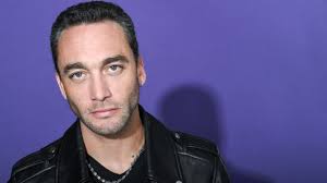 Jean-Baptiste Guégan accusé d'être un "usurpateur", il révèle avoir reçu le  soutien de David Hallyday