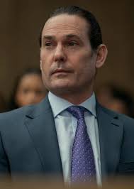 Il mio preferito di sempre) L'antagonista fa una brutta fine e se la  merita. : r/TopCharacterTropes