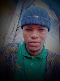 Does anyone have tremendous leg pain, struggles with walking? And if able  to walk a little one day, the next the pain in the legs is so incredibly  worse. Please help if