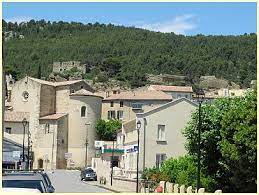Recognized for its high elevation vineyards of grenache and syrah, beaumes de venise is one of the few villages promoted to cotes du rhone villages status. Beaumes De Venise Vaucluse
