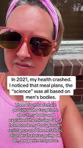 Stacy Simms's Instagram, Twitter & Facebook