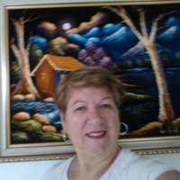 Carmen Castellanos's Instagram, Twitter & Facebook