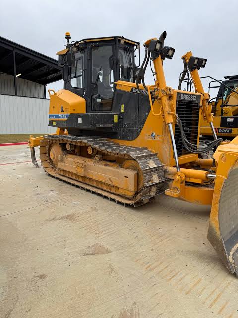 Dressta TD-15M Angle Crawler Dozer