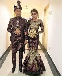 Songket wedding dress styles gowns of elegance muslimah. Baju Pengantin Songket Friends Of Bn Barisan Nasional Facebook
