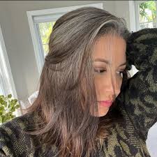 TOP 10 BEST Long Layered Haircut in Chicago, IL