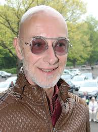 Open-Air-Gottesdienste können am Rursee aus dem Auto verfolgt werden