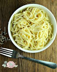 Garlic Parmesan Noodles Recipe Easy Pasta Dish Plain Noodles Butter Noodles Skillet Pasta Pasta Garli Noodle Recipes Easy Easy Pasta Dishes Easy Pasta