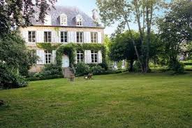 Authentic French Country Architecture Avec Images Belle Maison Facade Maison Jolie Maison