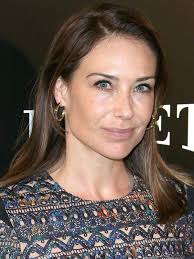 She moved to the united states w. Claire Forlani Filmographie Allocine