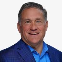 Thomas Rucker's Instagram, Twitter & Facebook