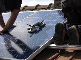 The common install involves between 1 and 8 solar panels and house battery banks approaching 750 ah. Rv Tip Rv Solar Panel Diy Installation Made Easy Wilkins Rv Blog