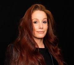 Katie Warnock's Instagram, Twitter & Facebook