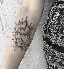 Black And Grey Ink Cactus Flowers By Justin Hobson Tattoos Body Art Tattoos Realistic Flower Tattoo