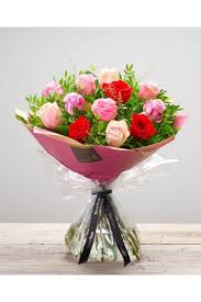 On weekdays and before 12 p.m. Same Day Flower Delivery Uk