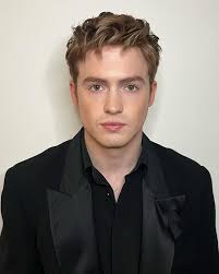 Brandon Loo (loobo_kid)