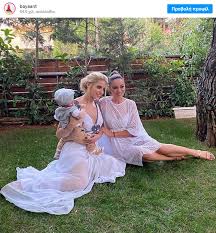Διαβάστε τη συνέχεια στο gr.hellomagazine.com. H Mantw Gasteratoy Baptise To Gio Ths Fwto Patras Events