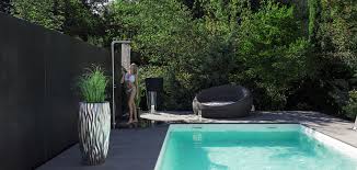 Bei der auswahl des standortes sollten sie bestimmen, welche bereiche des gartens wie stark geschützt werden sollen. Keramik Sichtschutz Garten Thurner