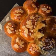 schweizer dreikonigskuchen ohne sultaninen rezept von streusel rezept konigskuchen dreikonigskuchen kuchen