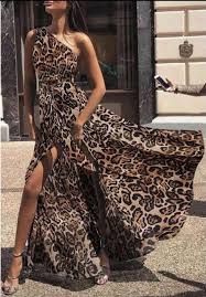 Abito lungo monospalla di colore avorio e nero in seta elasticizzata di valentino. Pin Su Abiti Lunghi