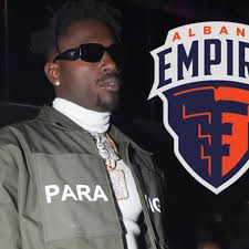 Antonio Brown Allegedly Threatened To Get Gun During Spat With Empire  Players