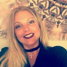 Amanda Heiner (pinkypromise21)