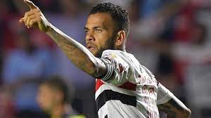 تحدث مؤمن زكريا لاعب النادي الأهلي السابق، عن مواجهة فريقه ضد نظيره الترجي التونسي، في ذهاب نصف نهائي دوري أبطال إفريقيا. Ø£Ù„ÙÙŠØ´ ÙŠÙØ¬Ø± Ù…ÙØ§Ø¬Ø£Ø© Ø­ÙˆÙ„ Ù…ÙƒØ§Ù† Ø§Ø¹ØªØ²Ø§Ù„Ù‡ ÙƒØ±Ø© Ø§Ù„Ù‚Ø¯Ù… Goal Com