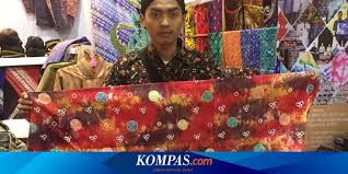 Dengan menggunakan berbagai cara pengikatan, anda bisa menciptakan berbagai pola yang menarik dengan teknik. Mengenal Tie Dye Fesyen Klasik Yang Kembali Merajai Dunia Mode Halaman All Kompas Com