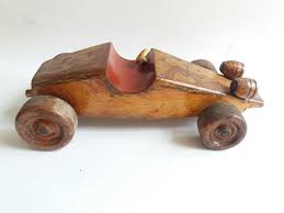 Ya que en el se emplea material reciclado. Venta Carritos De Madera De Juguete En Stock