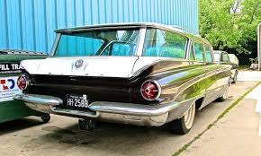 1960 Buick Wagon In S Austin Tx Atxcarpics Com Buick Wagon Buick Classic Cars Trucks