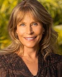 Diane Button with Sarah Hill & Gabby Jimenez