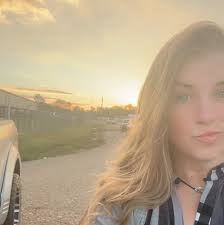 Roxanne Matthews, 45, of Paragould, was arrested after police say she  threatened to kill someone at a medical facility. She faces a felony  terroristic threatening charge.  https://neareport.com/2025/08/08/paragould-woman-arrested-after-alleged-threats/