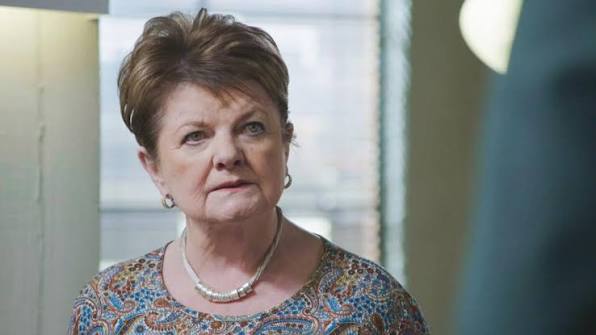 Janine Bischops reageert op wansmakelijk bericht | Showbizzsite