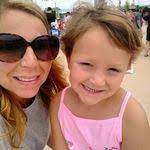 Amy Nipper's Instagram, Twitter & Facebook