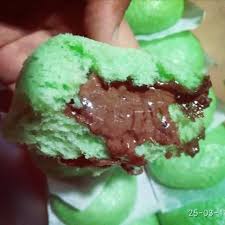 Resep ini bisa dijadikan untuk cemilan sekeluarga. Dapoer Tsabata Cemilan Bakpao Lumer Cokelat Shopee Indonesia