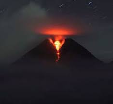 Namun setelah ia berlanggar sepenuhnya barulah gunung berapi yang aktif tadi. Mahasiswa Ugm Asal Malaysia Ini Seperti Kiamat Telah Datang