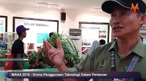 Dalam 100 tahun ini berbagai teknologi ditemukan oleh manusia mulai berkembang pesat, mulai dari. Maha 2018 Drone Penggunaan Teknologi Dalam Pertanian Youtube