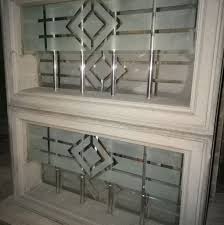 Ekstraksi udara dari atap dilakukan berkat aerator. Ventilasi Kaca Enak
